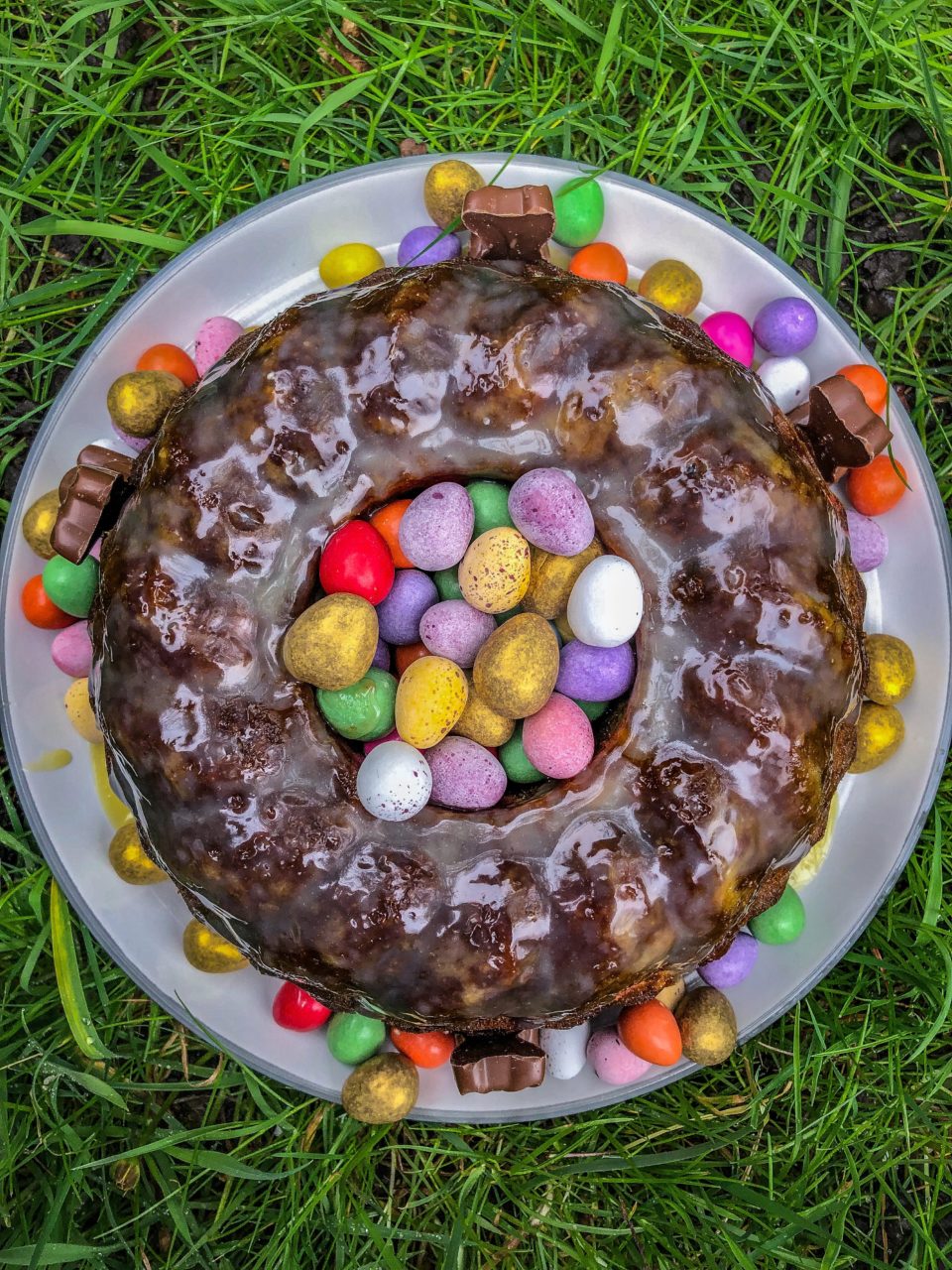 Boozy White Chocolate Easter Cake – Ugne Bakes