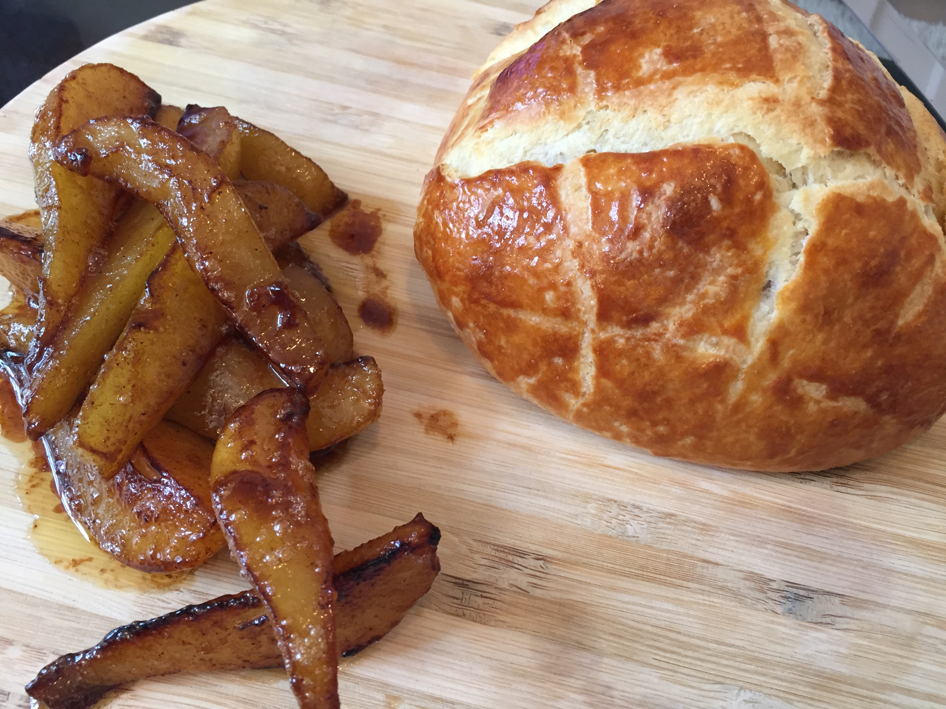 Camembert and prosciutto baked in Brioche