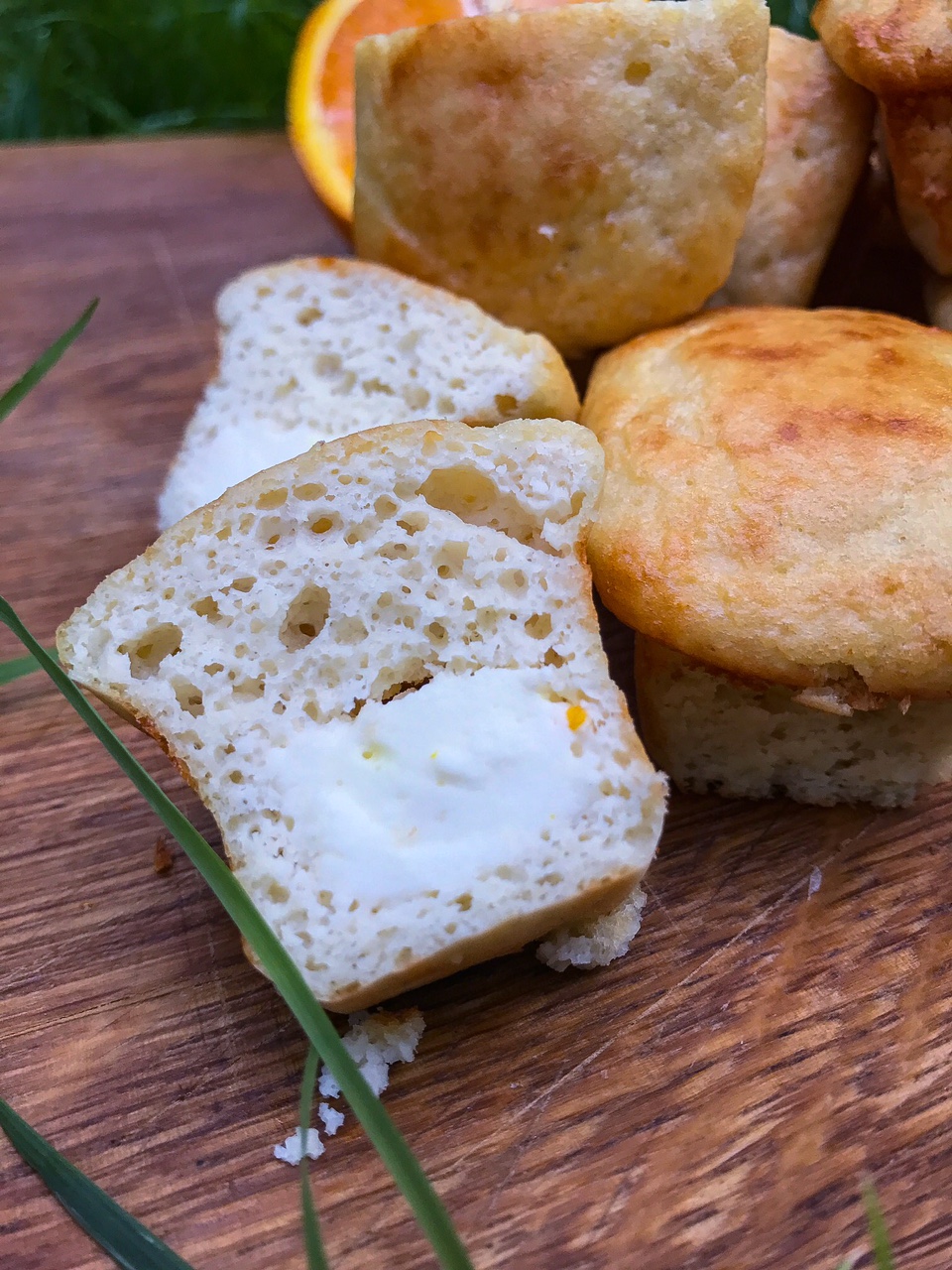 Protein Orange and Almond Mini Cakes